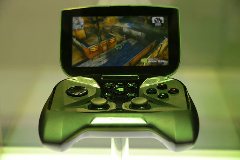 Na Nvidia Shield wyląduje Portal i Half-Life 2