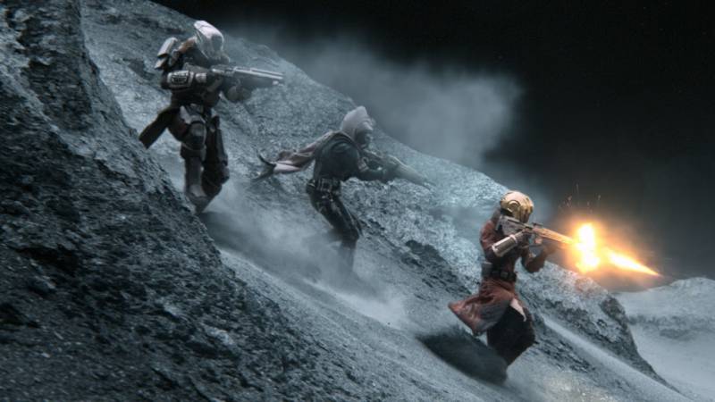 Destiny sprzedaje PS4 – konsola robi 300% normy