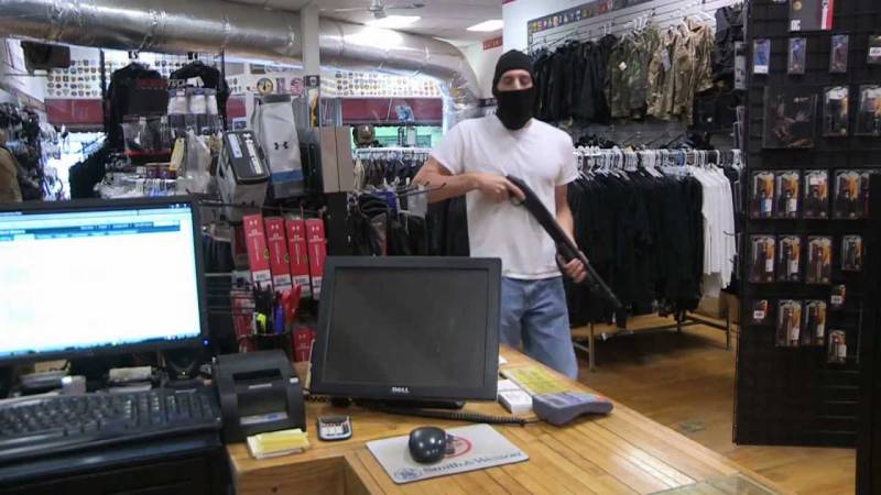 Kinect uczy policjantów walki