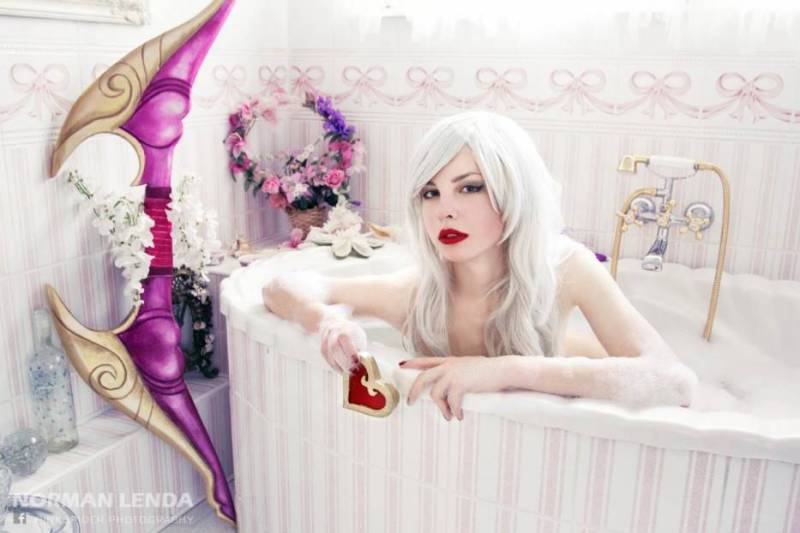 League of Beauties – kalendarz z cosplayerkami League of Legends