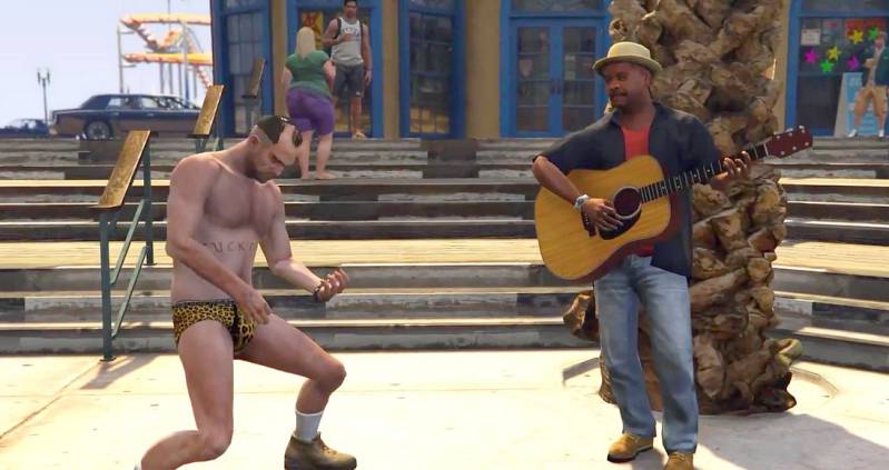 Trevor robi sobie krzywdę - Jackass odtworzony w GTA V