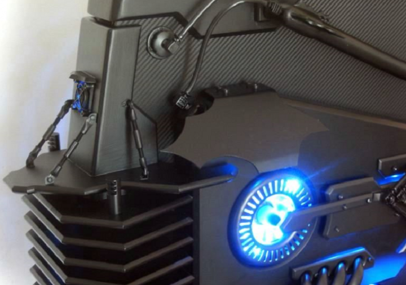 PC inspirowany Batmanem