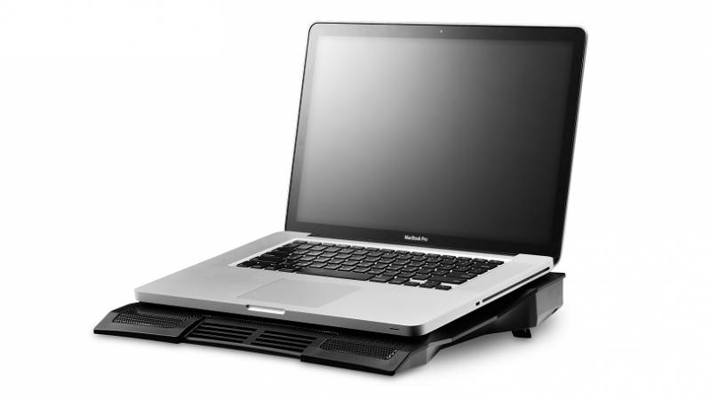 Pomóż laptopowi znieść upały!