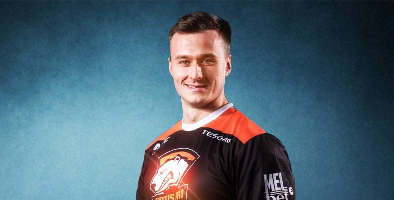 Pasha nie wytrzymał hejtu – łzy na Streamie