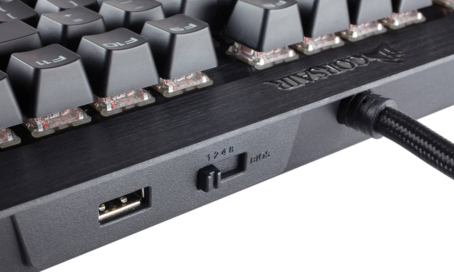 超ポイント祭?期間限定】 Corsair Gaming K70 LUX RGB Mechanical Keyboard, Backlit LED,  Cherr