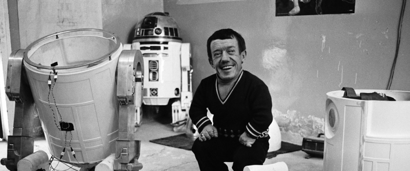 Kenny Baker, czyli niezapomniany R2-D2, nie żyje