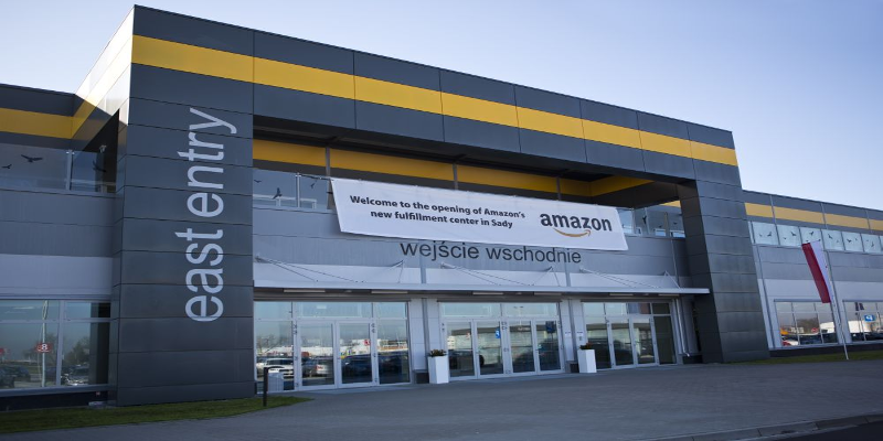 Internetowy sklep Amazon zyskał polską wersję językową. Co amerykańska korporacja może nam zaoferować?