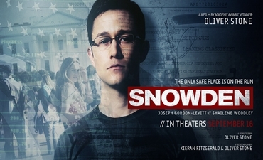 Kącik filmowy - Snowden, czyli pomnik pamięci