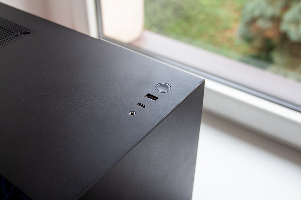 h510i ports