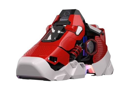 Cooler Master Sneaker X — premiera nietypowego komputera w kształcie… buta