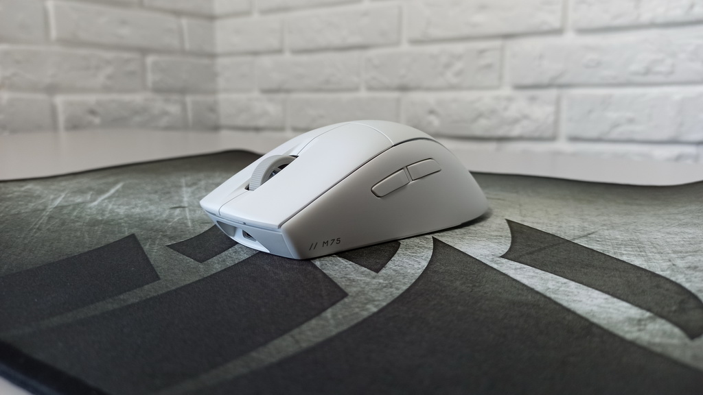 Corsair M75 Wireless